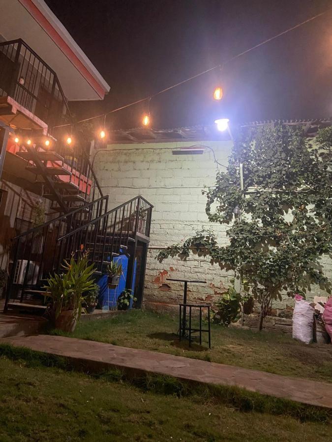 Hostal El Jardin Leon Luaran gambar