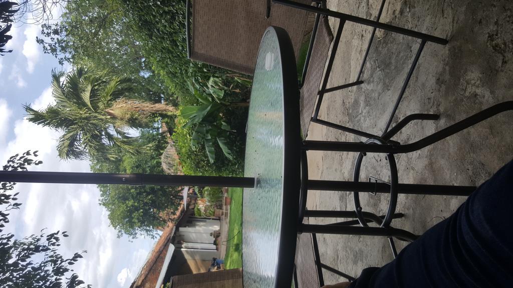 Hostal El Jardin Leon Luaran gambar
