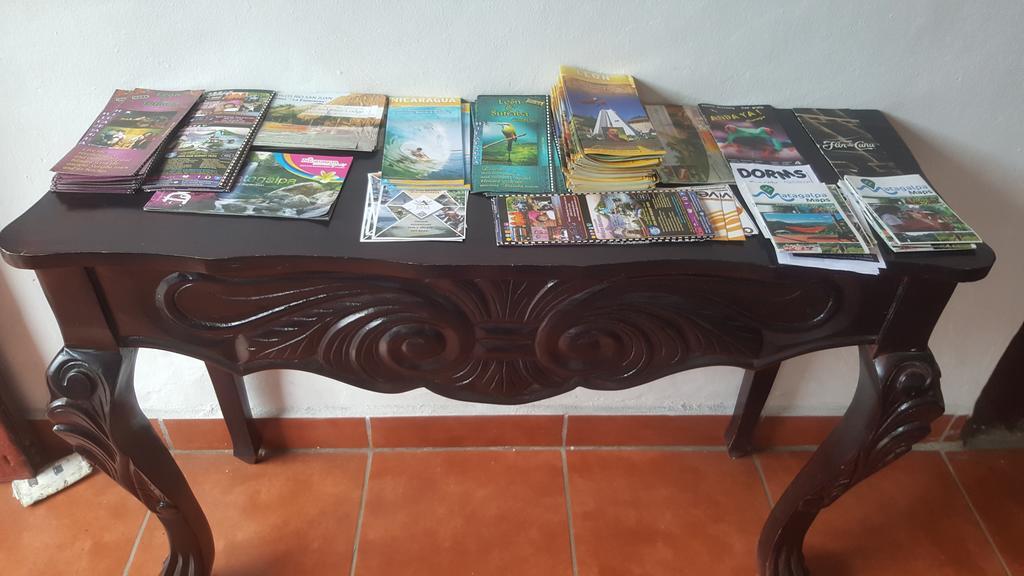 Hostal El Jardin Leon Luaran gambar
