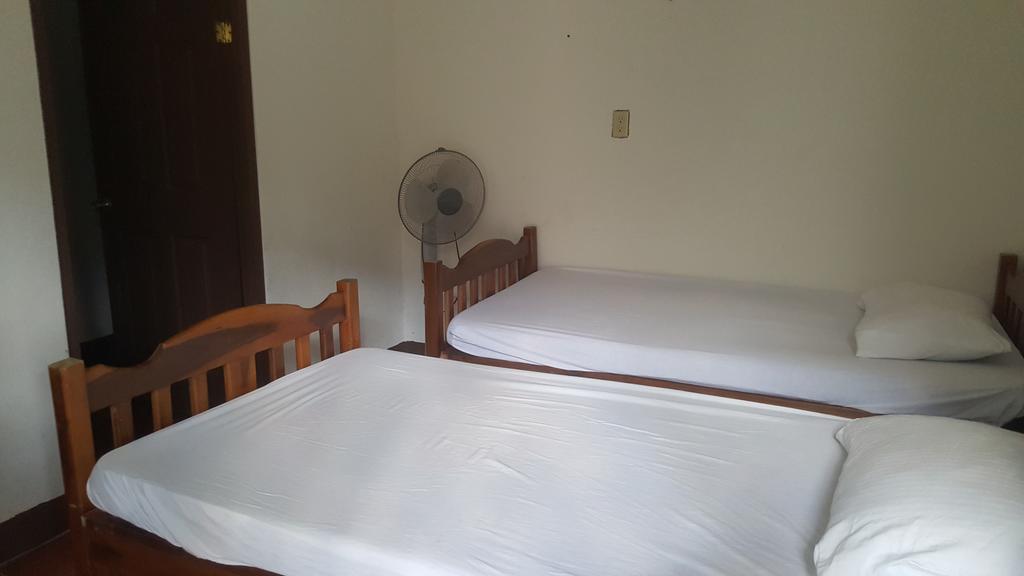 Hostal El Jardin Leon Luaran gambar