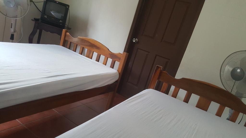 Hostal El Jardin Leon Luaran gambar
