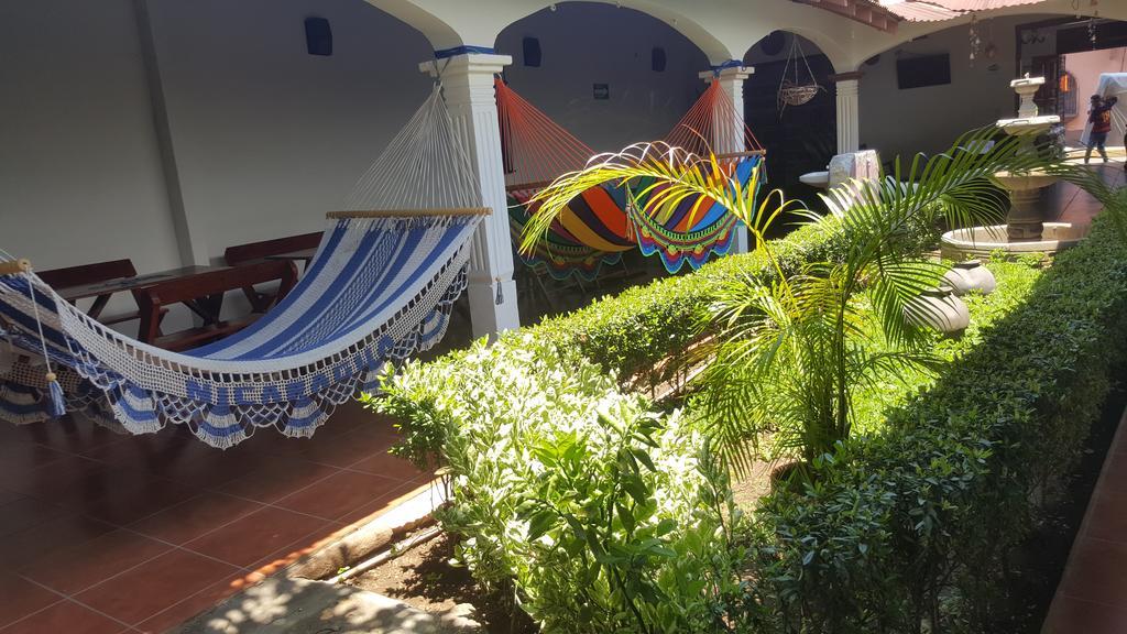 Hostal El Jardin Leon Luaran gambar